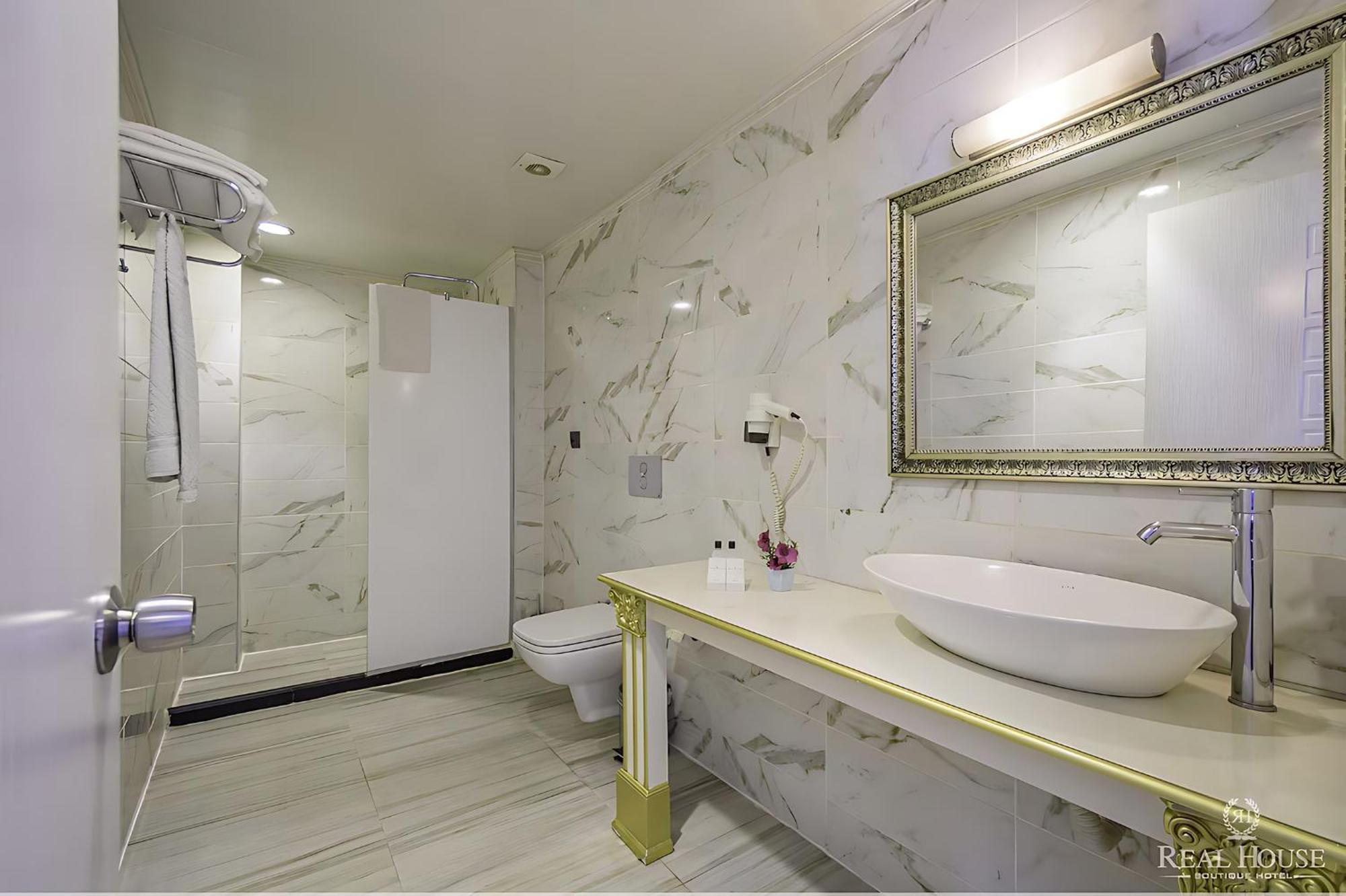 Real House Hotel Balqash Zewnętrze zdjęcie
